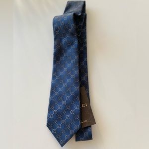 New Navy Gucci Pattern Tie